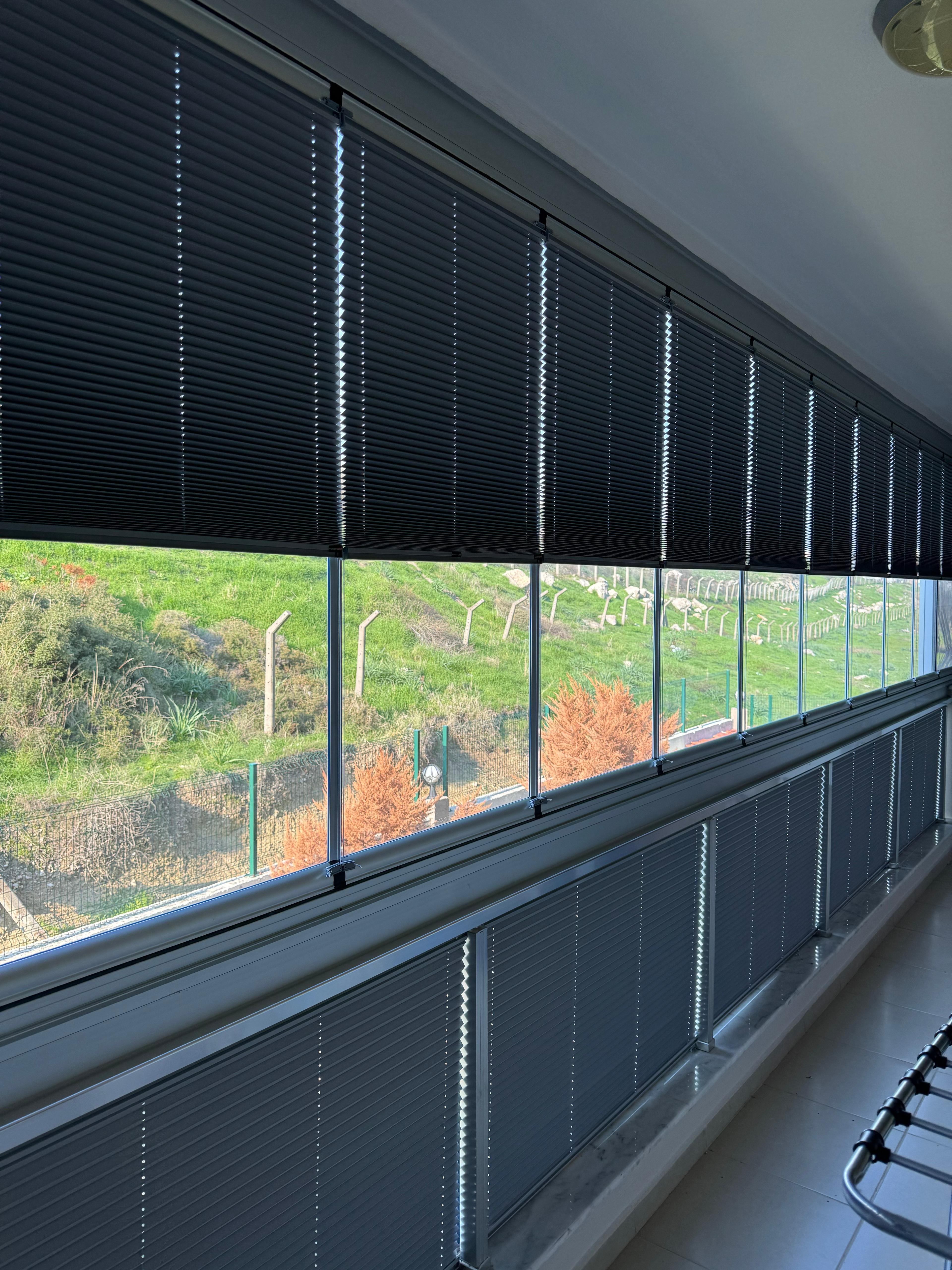 Cam Balkon İçin Güneş Kırıcı Plise Perde