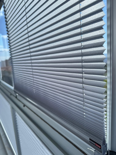 Cam Balkon İçin Güneş Kırıcı Plise Perde