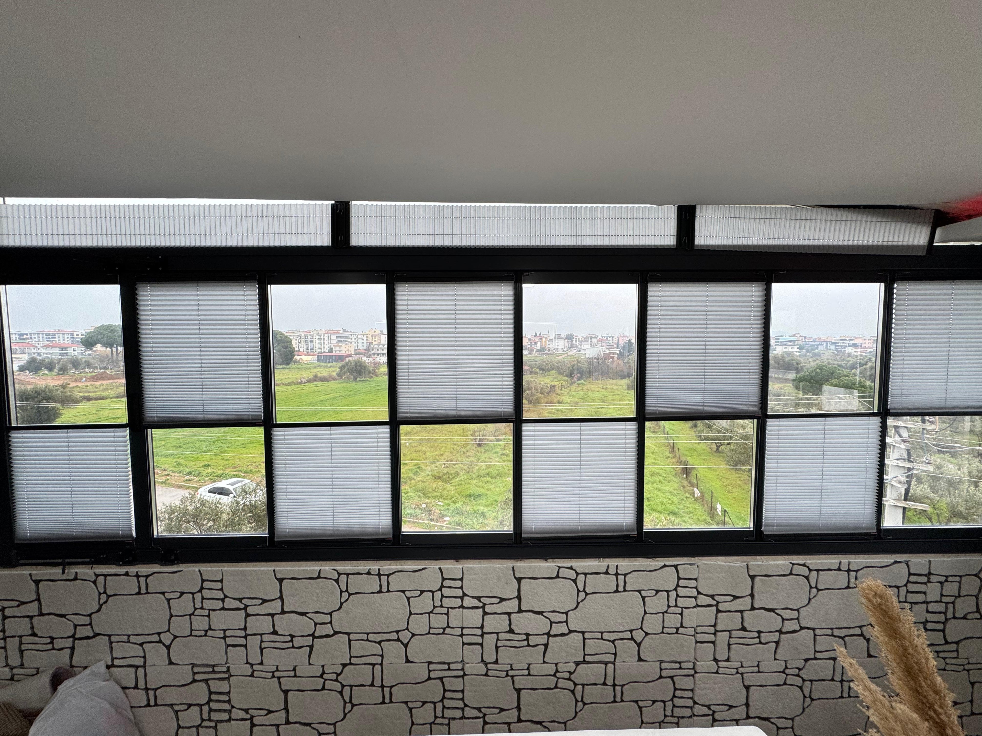 Cam Balkon İçin Güneş Kırıcı Plise Perde